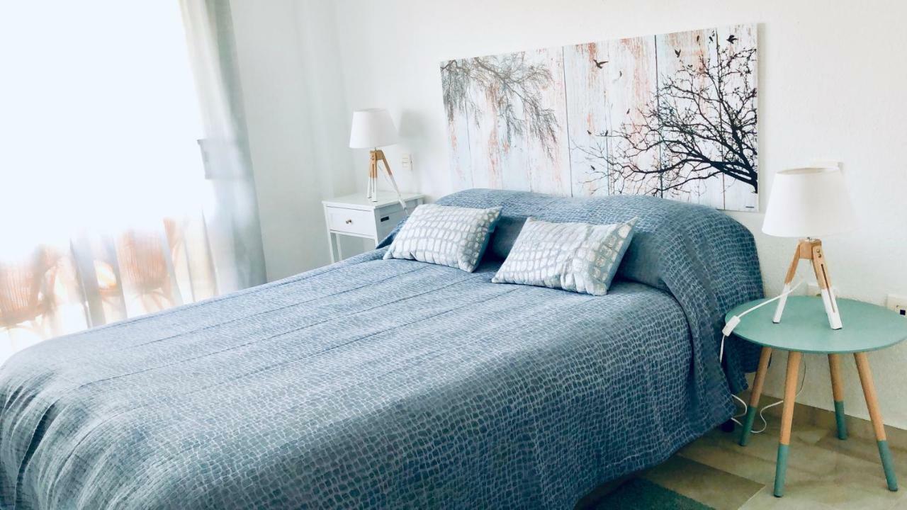Luxury Dona Carlota Apartment Torremolinos Bagian luar foto