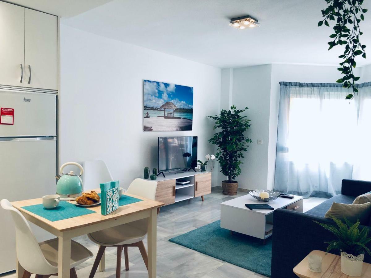 Luxury Dona Carlota Apartment Torremolinos Bagian luar foto