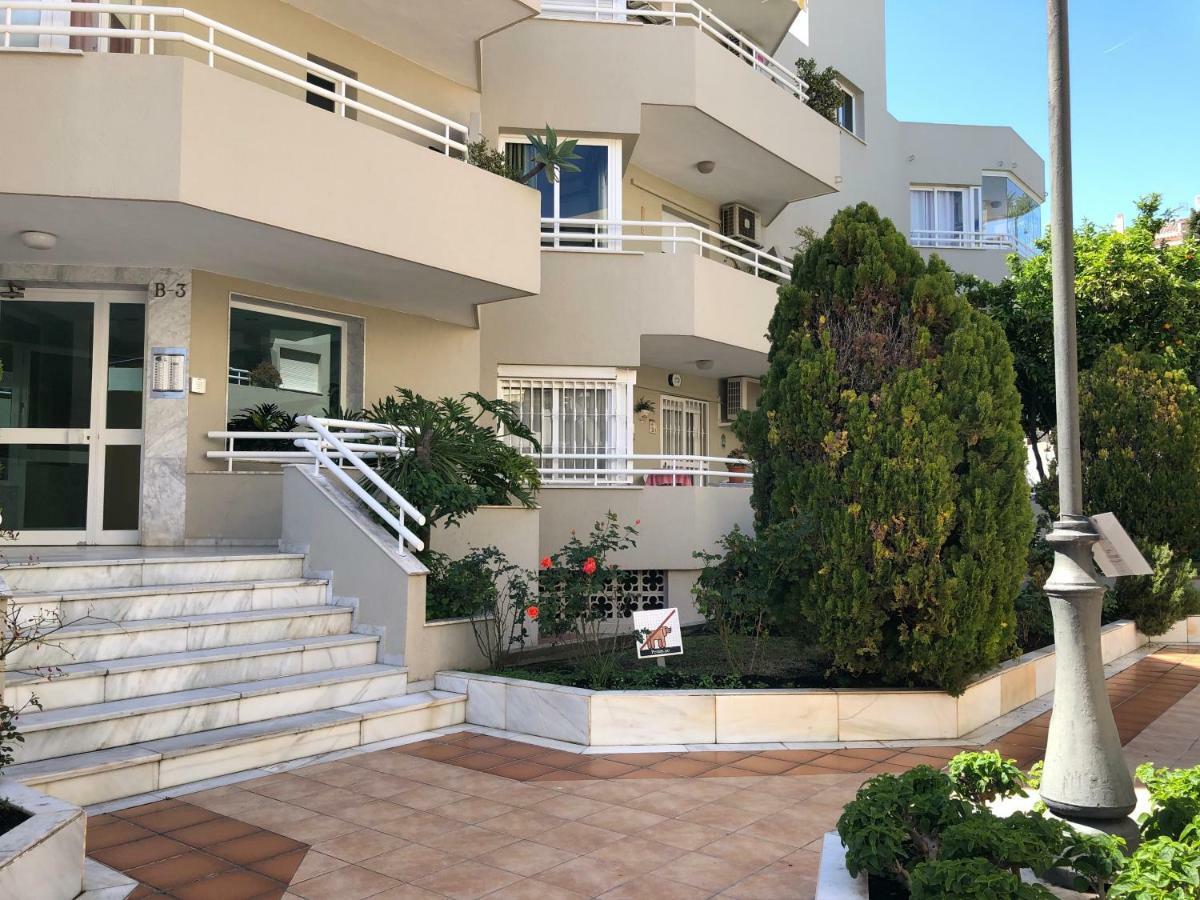 Luxury Dona Carlota Apartment Torremolinos Bagian luar foto