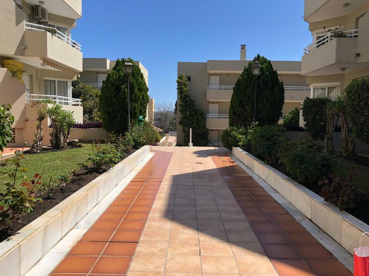 Luxury Dona Carlota Apartment Torremolinos Bagian luar foto